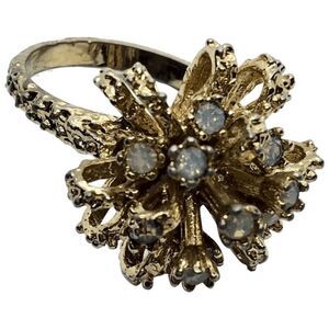 Gorgeous Vtg Size 8 18K Yellow gold Electroplate High Profile Rhinestone Ring
